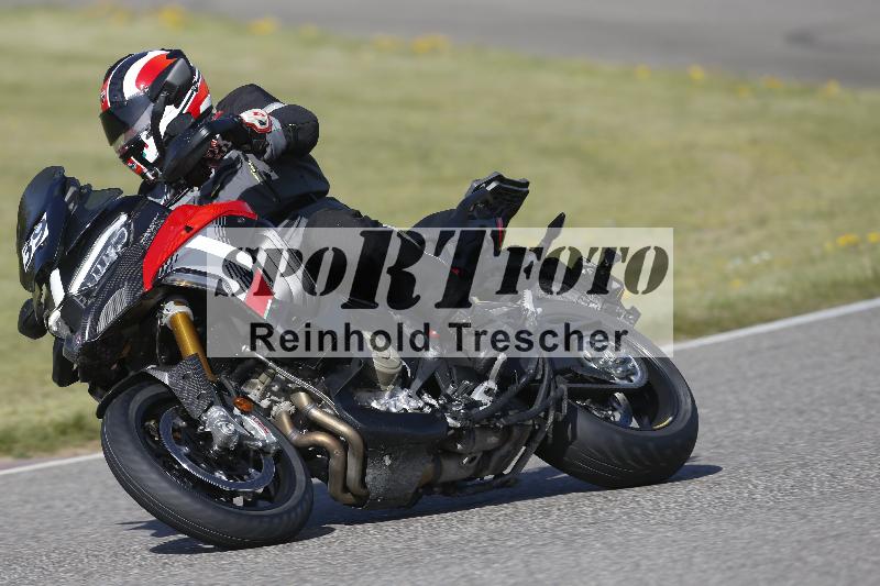 /07 09.04.2026 Cornu Master School ADR/Gruppe blau/39